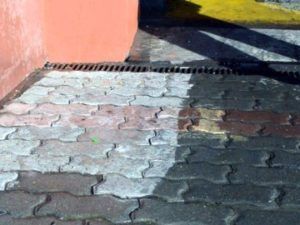 Apie mus 16 Vidurys trinkelių, grindinio, betono dangos valymas