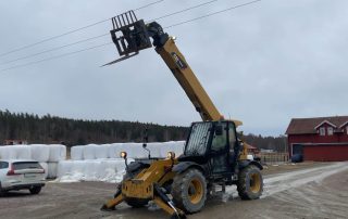 Teleskopinio krautuvo nuoma 2 Teleskopinis krautuvas, keltuvas CAT, Manitou